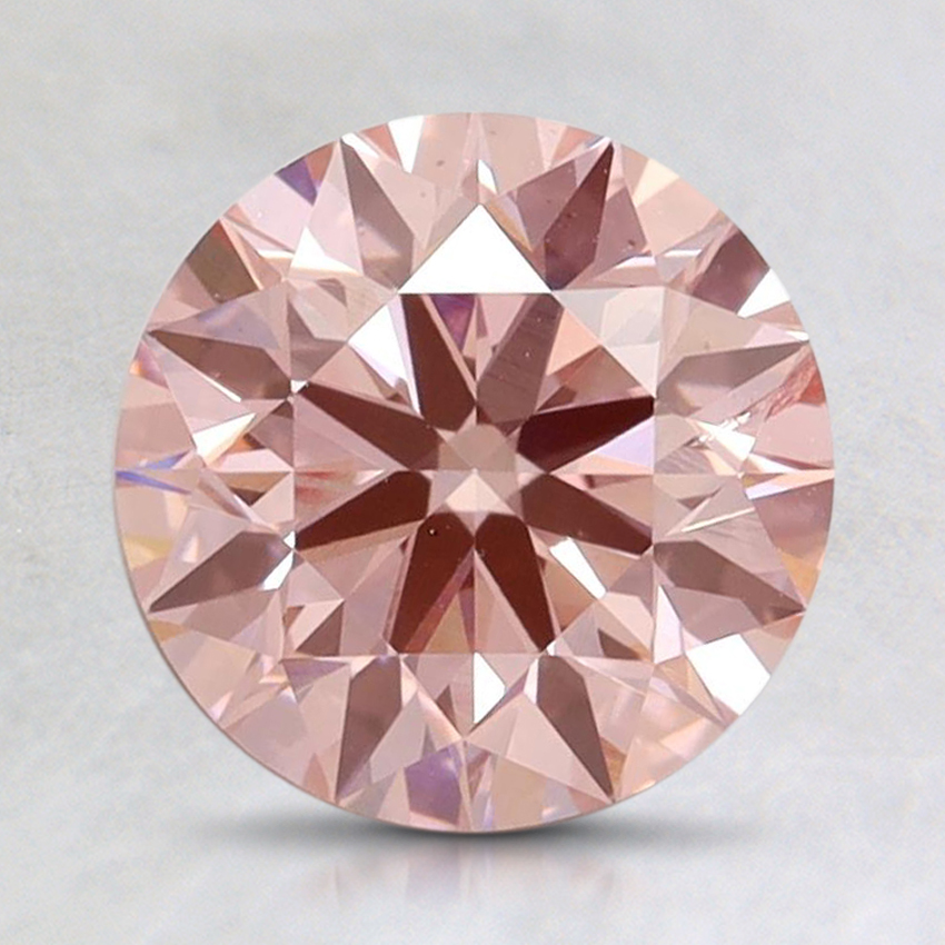 Round diamond with an even pink appearance