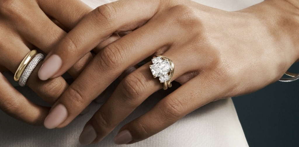 Lab-grown diamond engagement rings