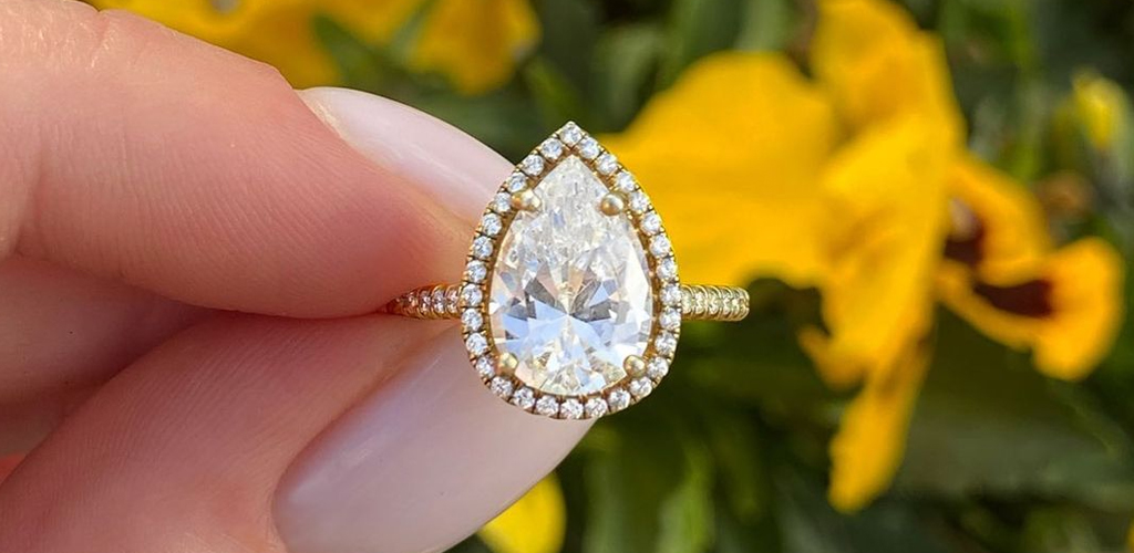 James Allen pear-shaped diamond engagement ring - how to save on a lab-grown diamond engagement ring