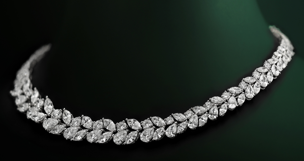 The Budapest design featured in our review. Budapest necklace from Grown Brilliance's High Jewelry collection