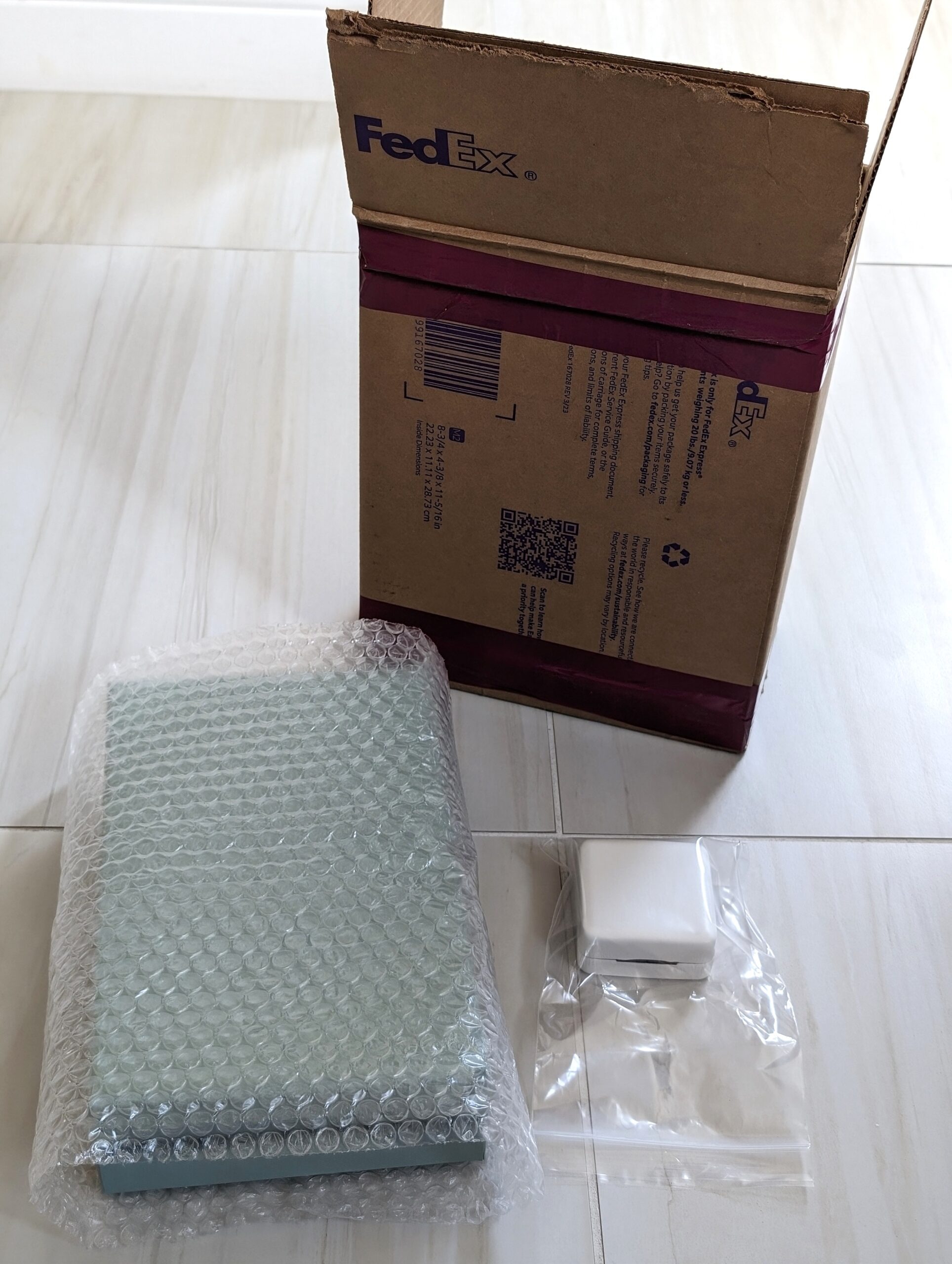 Our order arrived in discreet outer packaging with the ring box protected inside. Discreet shipping box from our With Clarity order
