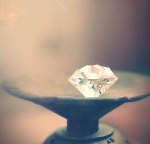 How much does a 6-carat lab diamond cost?