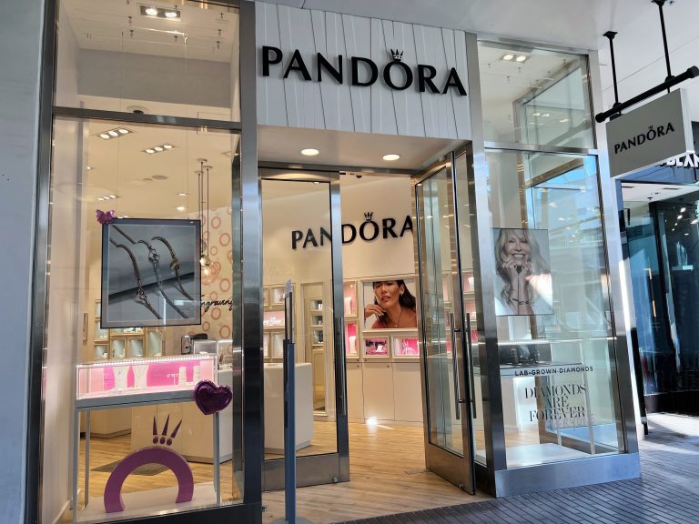 The Pandora store front that we visited as part of our Pandora Diamonds review.
